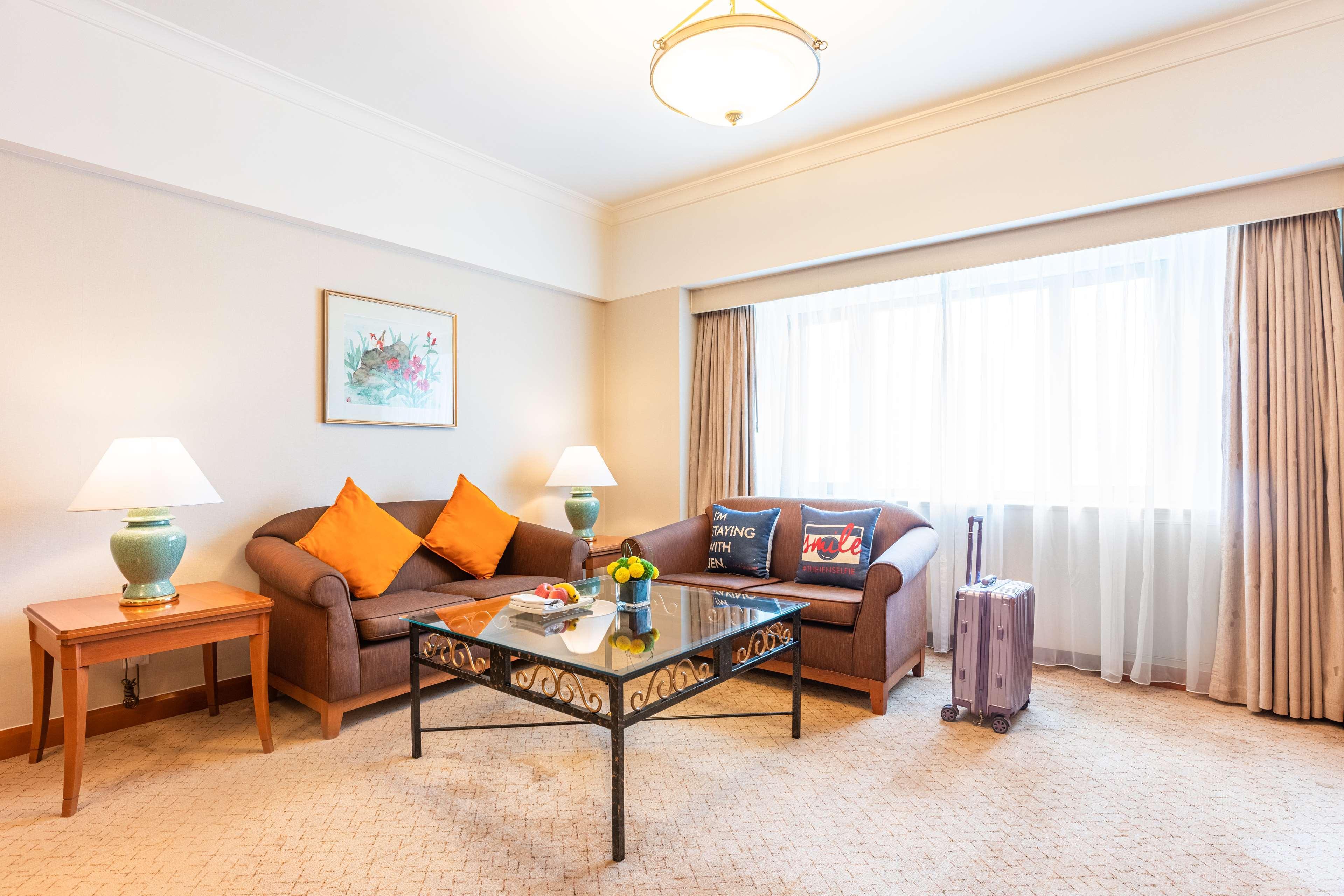 เจิ้น เซินหยาง บาย แชงกรีล่า Hotel เสิ่นหยาง ภายนอก รูปภาพ