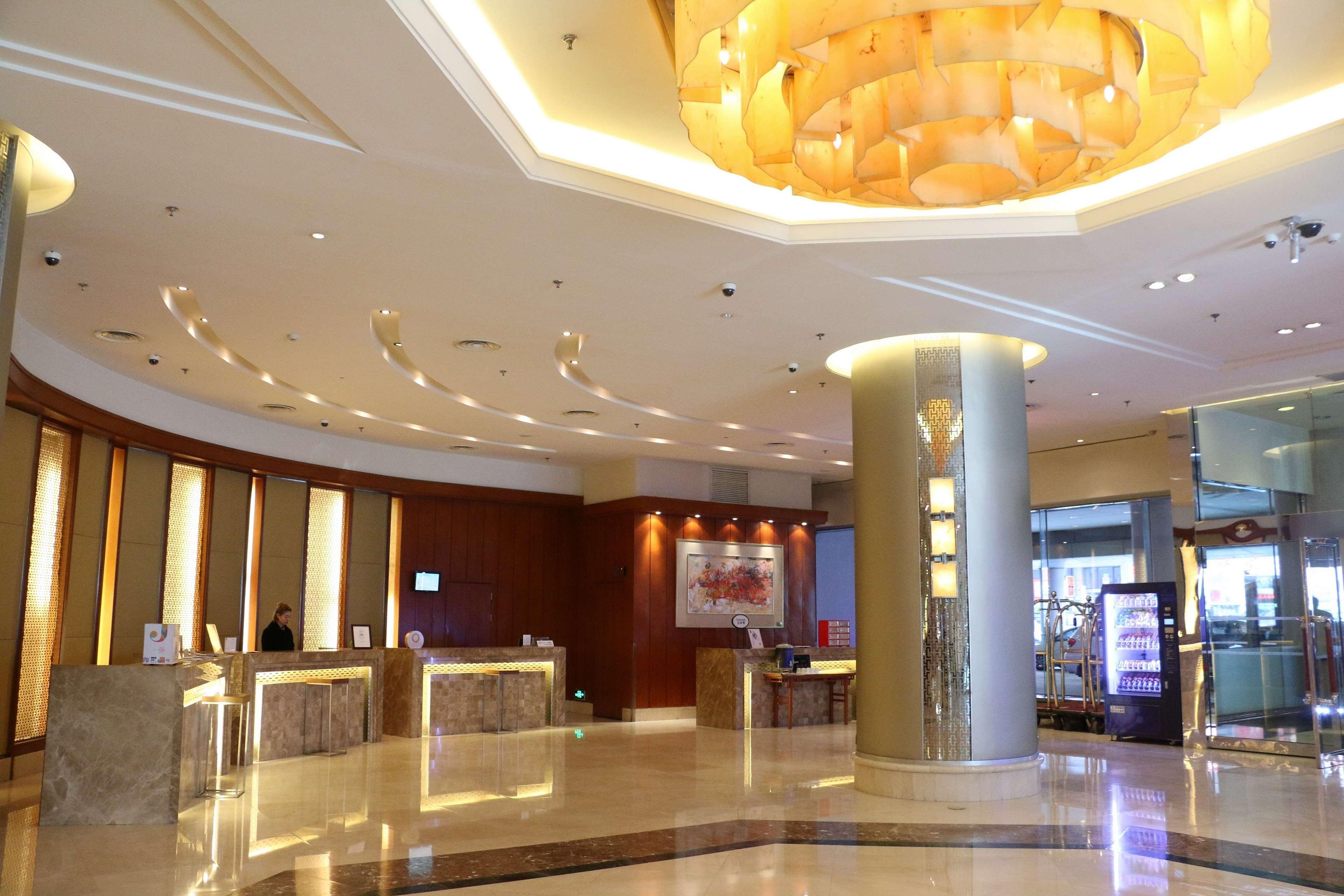 เจิ้น เซินหยาง บาย แชงกรีล่า Hotel เสิ่นหยาง ภายนอก รูปภาพ